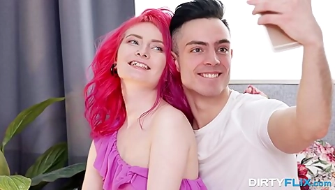 Pink-hair Escort Gf Experience - Alien Fox