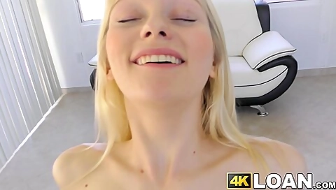 Beautiful Vixen Teases Before Pov Hard Pussy Hammering