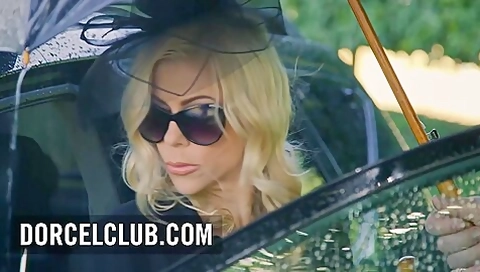 Blonde With Stunner From With Alexis Fawx