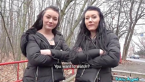 Raven-haired Bimbo With Natural Tits Cant Get Enoug
